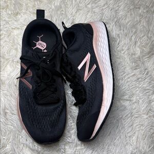 New Balance Women's Fresh Foam Arishi V3 Classic Running Shoe